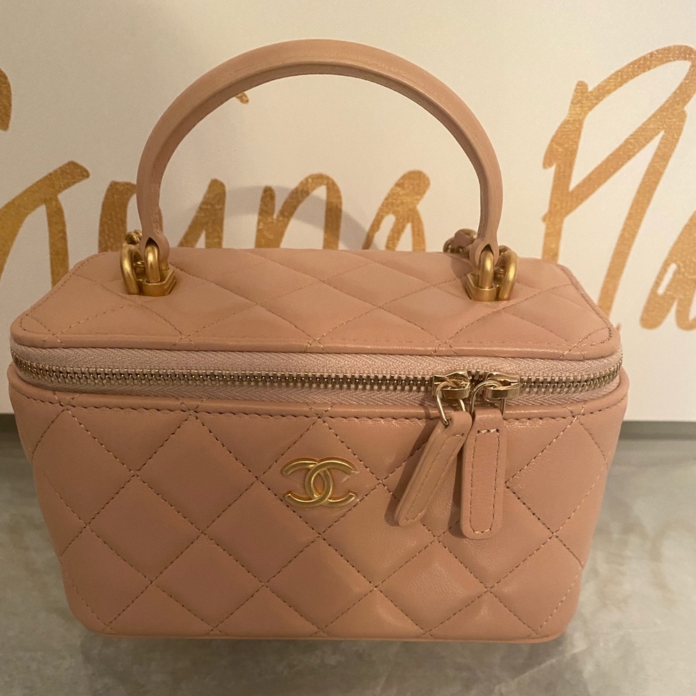 Sold-Chanel Small Vanity Bag